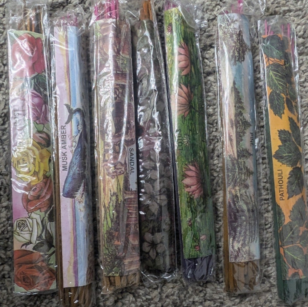 100+ Incense Sticks